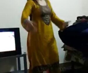 Da, còn được gọi là phim dit nhau lau xanh Valentina Vội vàng làm tình trên một dây xích!