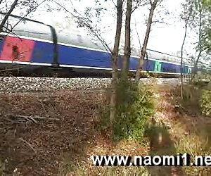 Chứng minh anh là một người đồng phim ses gai lau xanh tính!