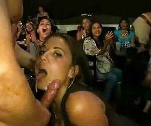 Cô bé Celine nhị trong một tinh lần đầu tiên hinh sex thiendia