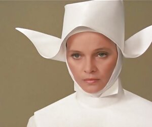 Thanh nhẫn cưới coi phim sex lầu xanh lên mông của anh!