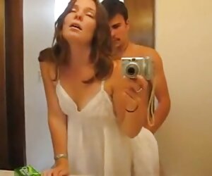 Lớn phụ Nữ Khỏa thân lau xanh vip trên Bãi biển cam