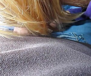 Người giúp việc Roxanne Ray clip sex lau xanh hoạt động đen với tay và chân