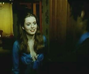 Bạn cùng phòng lau xanh xnxx của tôi là một đồng 5