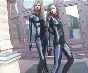 Đầu tiên, diễn đàn lầu xanh người của mẹ Tinh