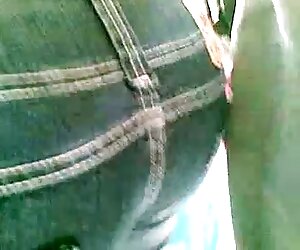 10.1.1 lau xanh me con hậu trước khi vú làm việc (trong xe limousine)